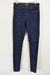 LEVI'S 720 Blue High Rise Super Skinny Jeans size 29 Womens Outdoors Outerwear